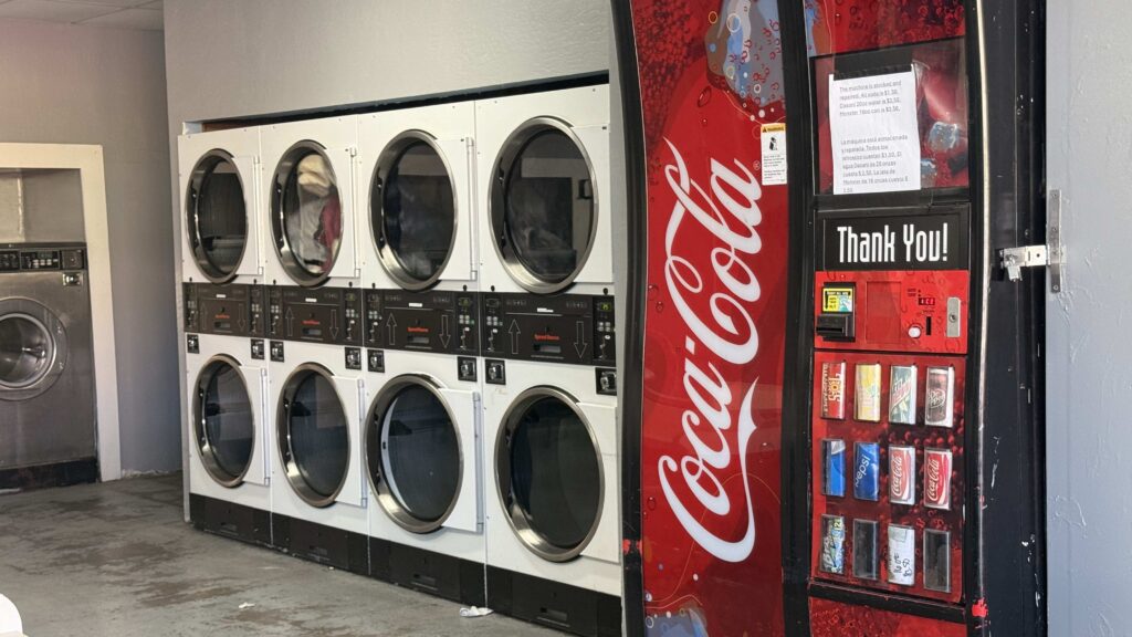 Tempe AZ coin laundry